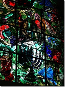 Vitral-de-Chagall para o hospital Hadassah