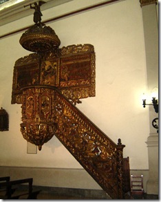 Jujuy_08d_púlpito de madeira talhada do século 18